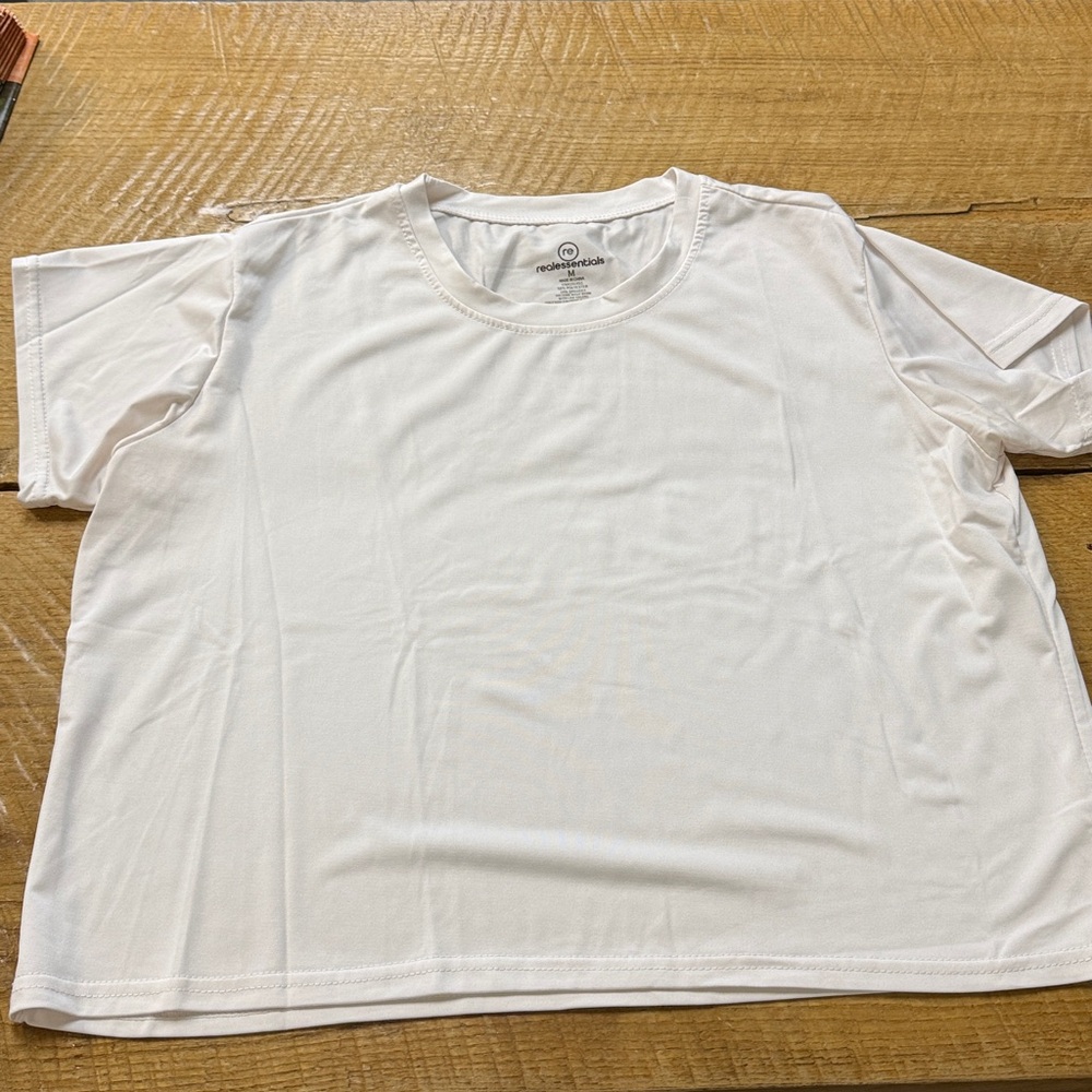 5 cropped tees - Picture 6 of 6